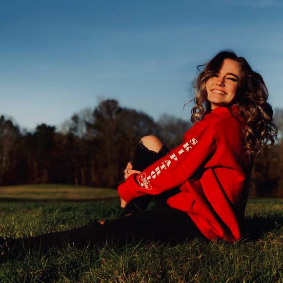 Meet your Posher, Julia - Picture 1 of 1